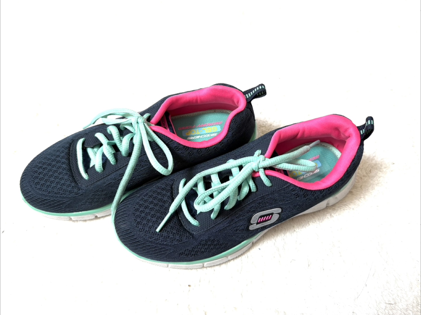Skechers Women's Navy & Pink Running Shoes Size 6 - photo 3