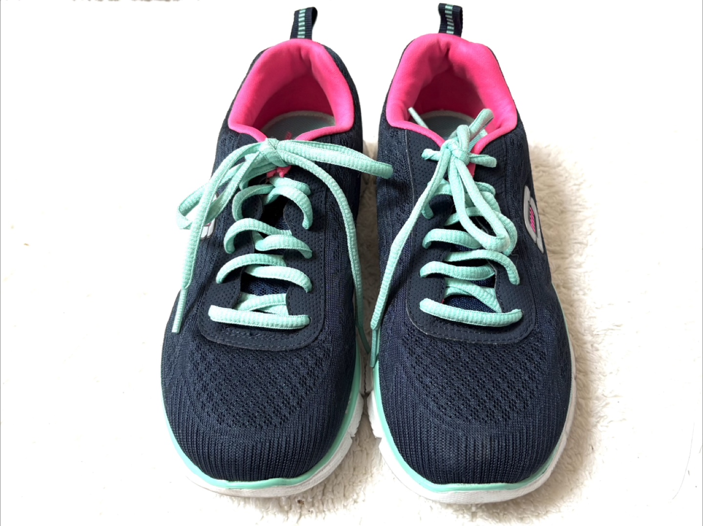 Skechers Women's Navy & Pink Running Shoes Size 6 - photo 2