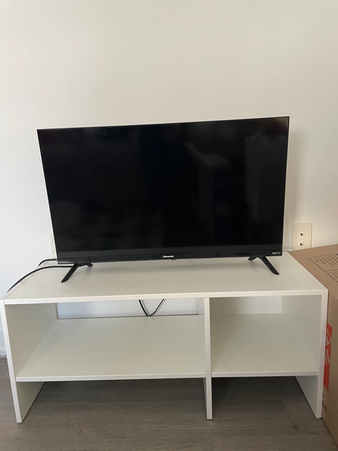 IKEA  BAGGEBO TV Bench + Hisense 32" HD Roku Smart TV