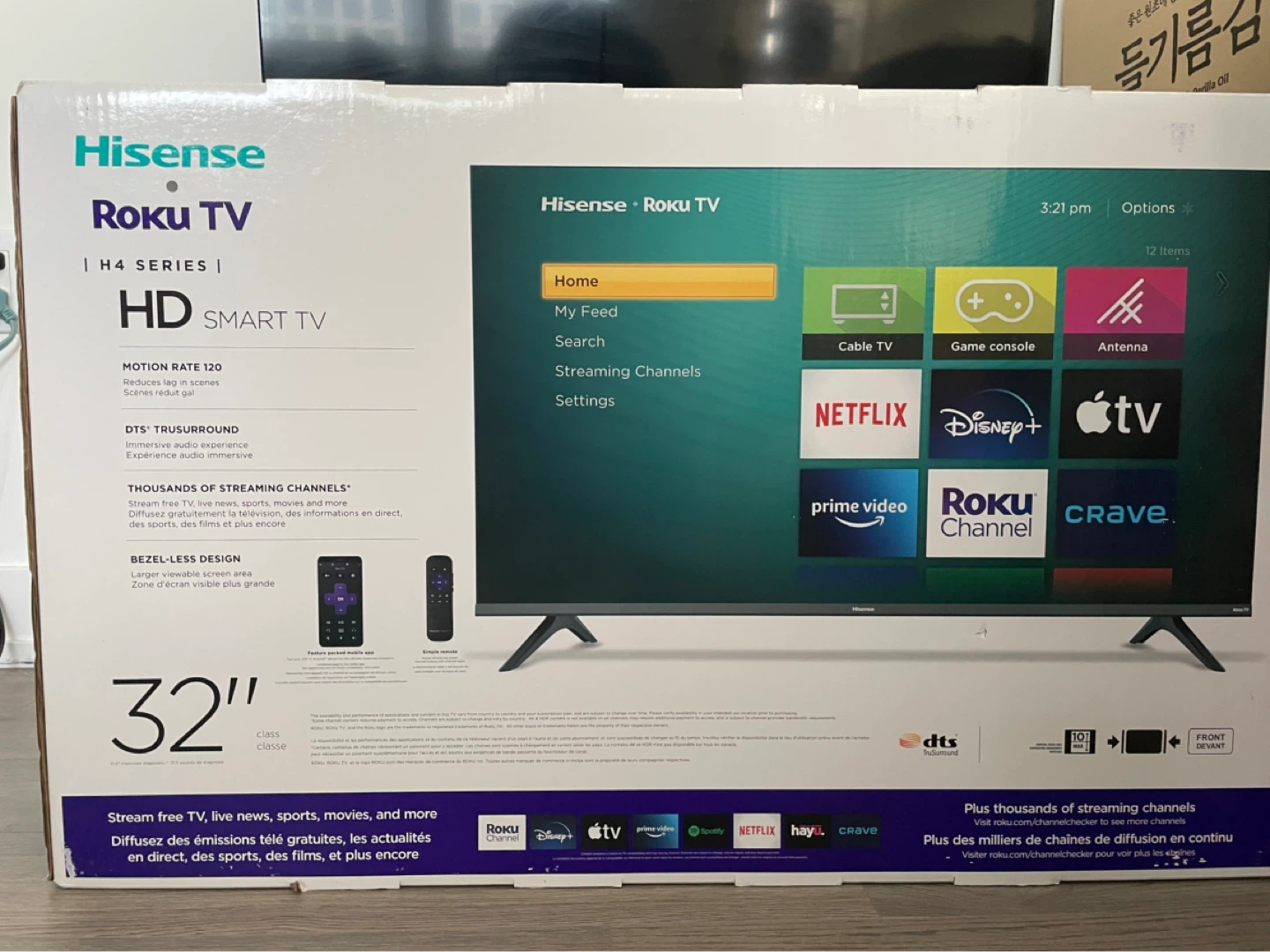 IKEA  BAGGEBO TV Bench + Hisense 32" HD Roku Smart TV - photo 2