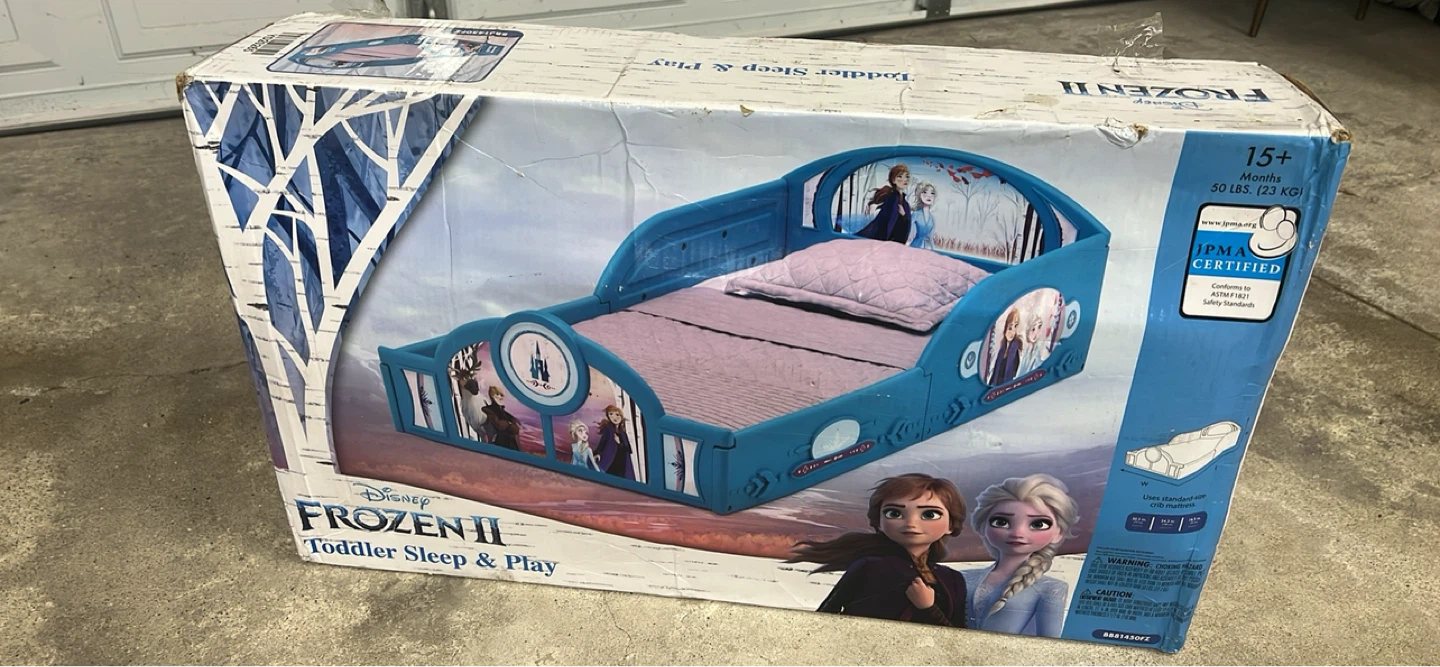 Disney Frozen II Toddler Sleep & Play Bed - photo 3