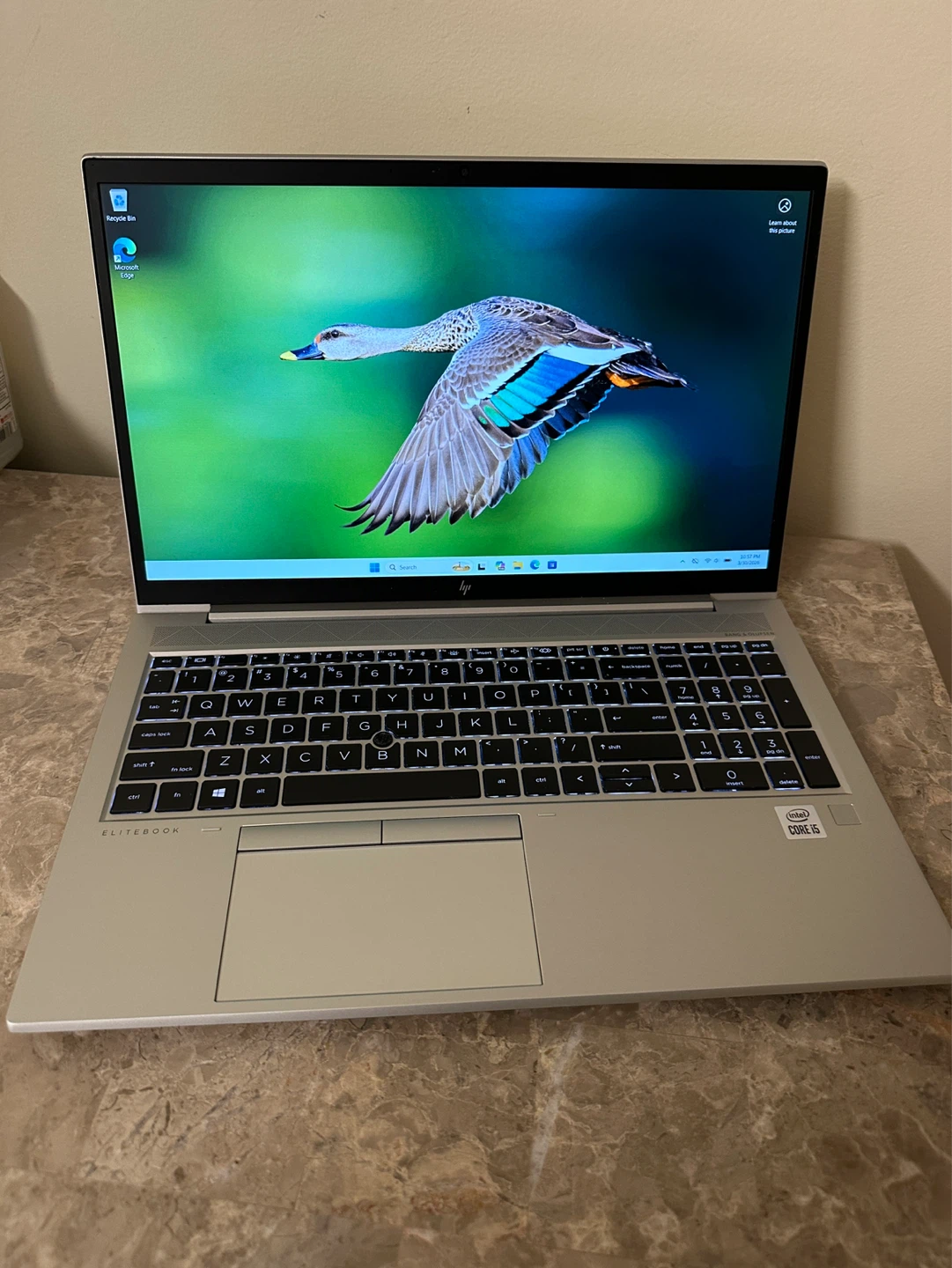 15.6” Excellent condition HP 10th gen. CPU laptop *16 RAM *USB-C