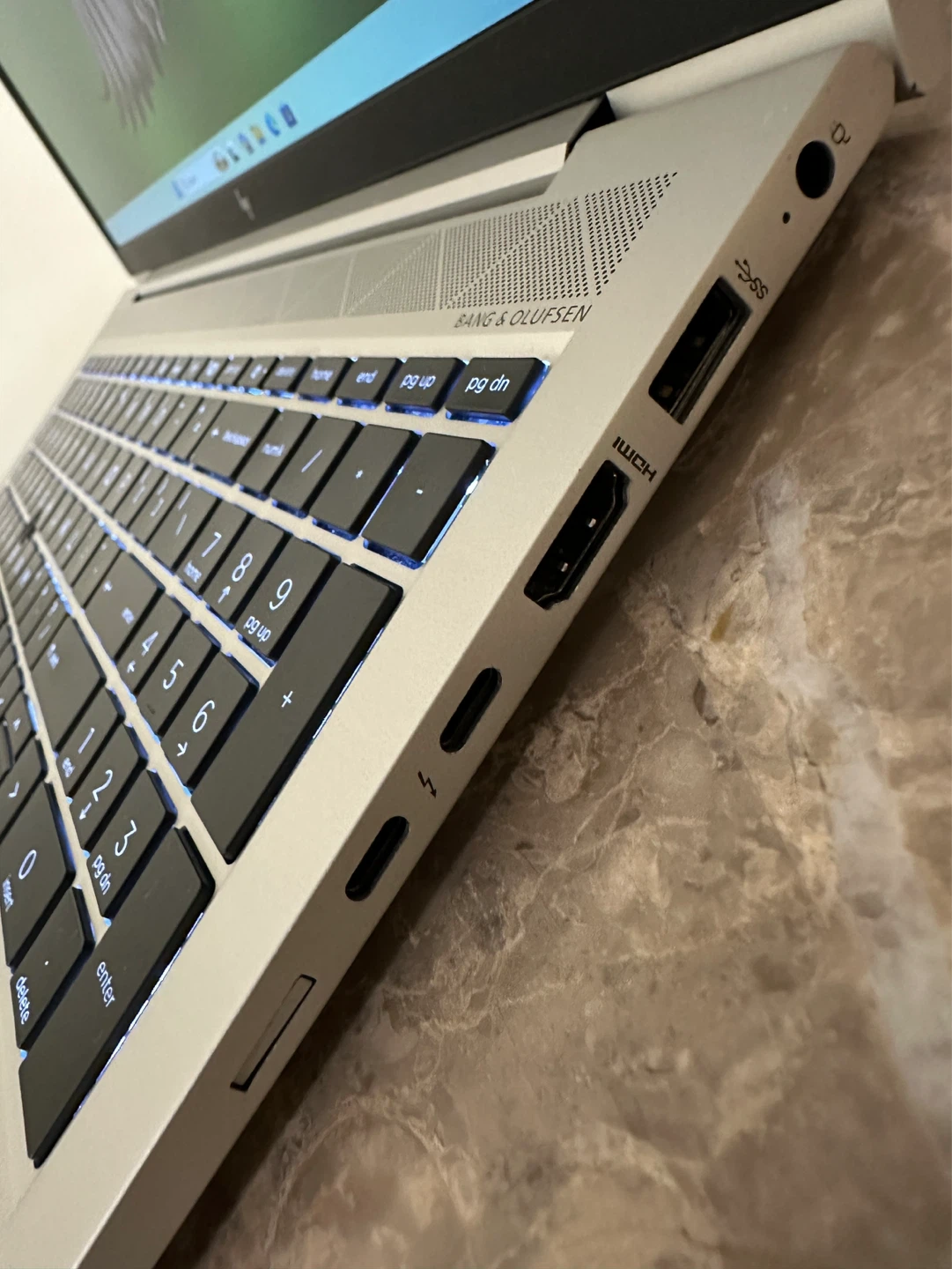 15.6” Excellent condition HP 10th gen. CPU laptop *16 RAM *USB-C - photo 3