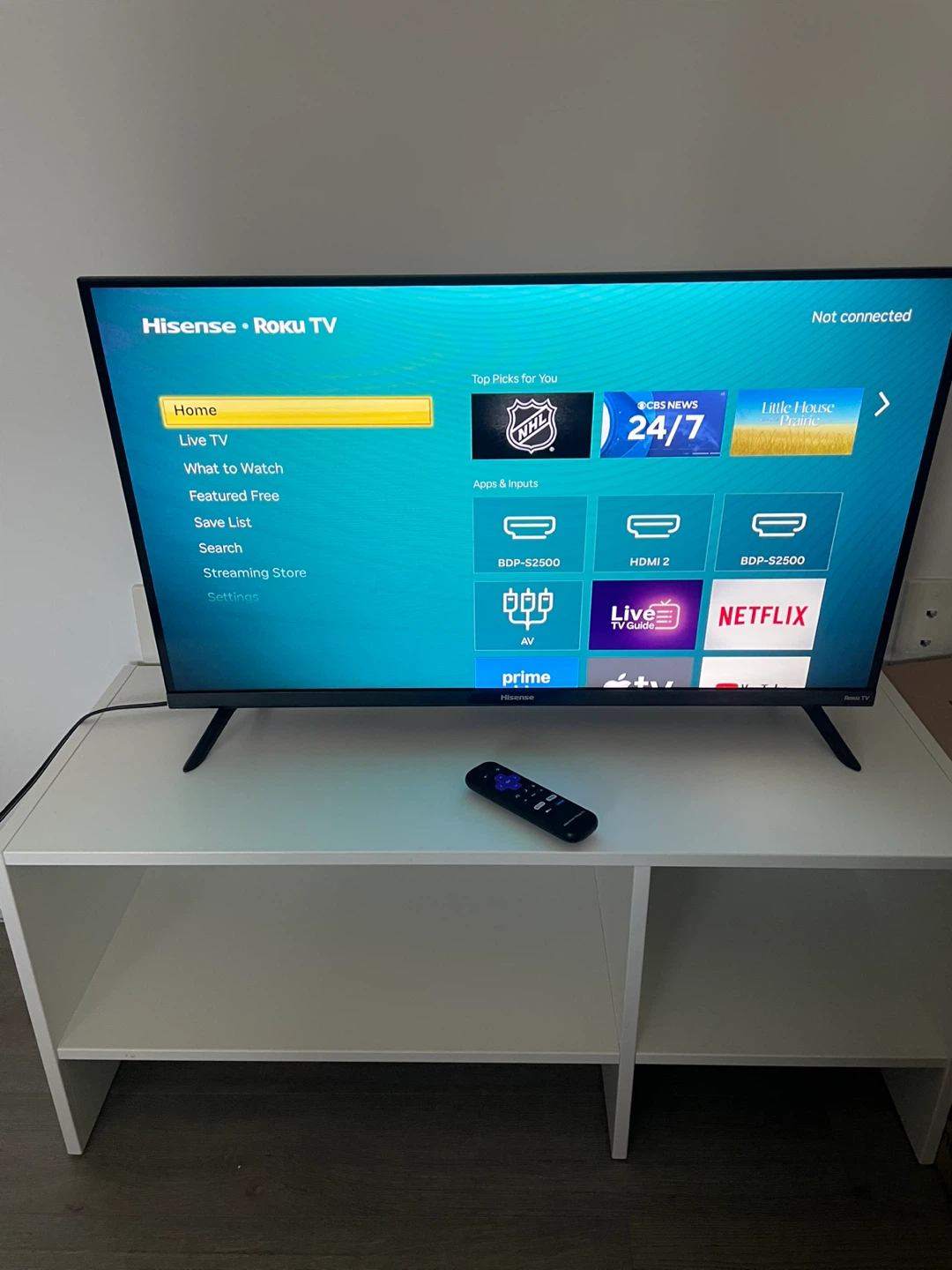 IKEA  BAGGEBO TV Bench + Hisense 32" HD Roku Smart TV - photo 3