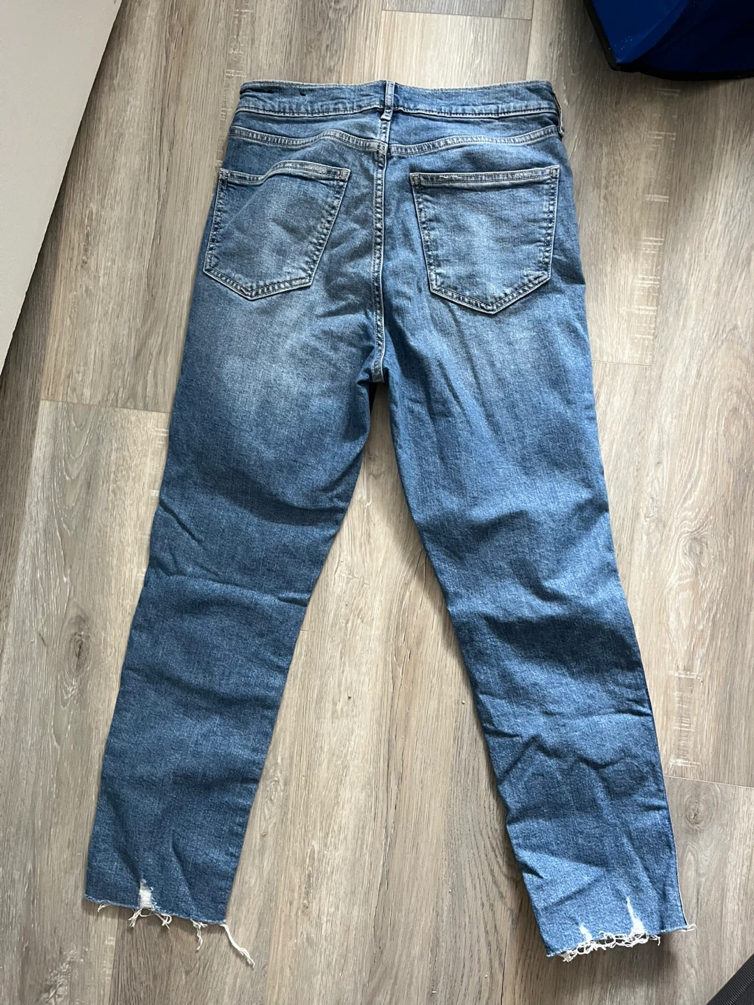 GAP High Rise Vintage Slim Jeans Size 8/29 - photo 3