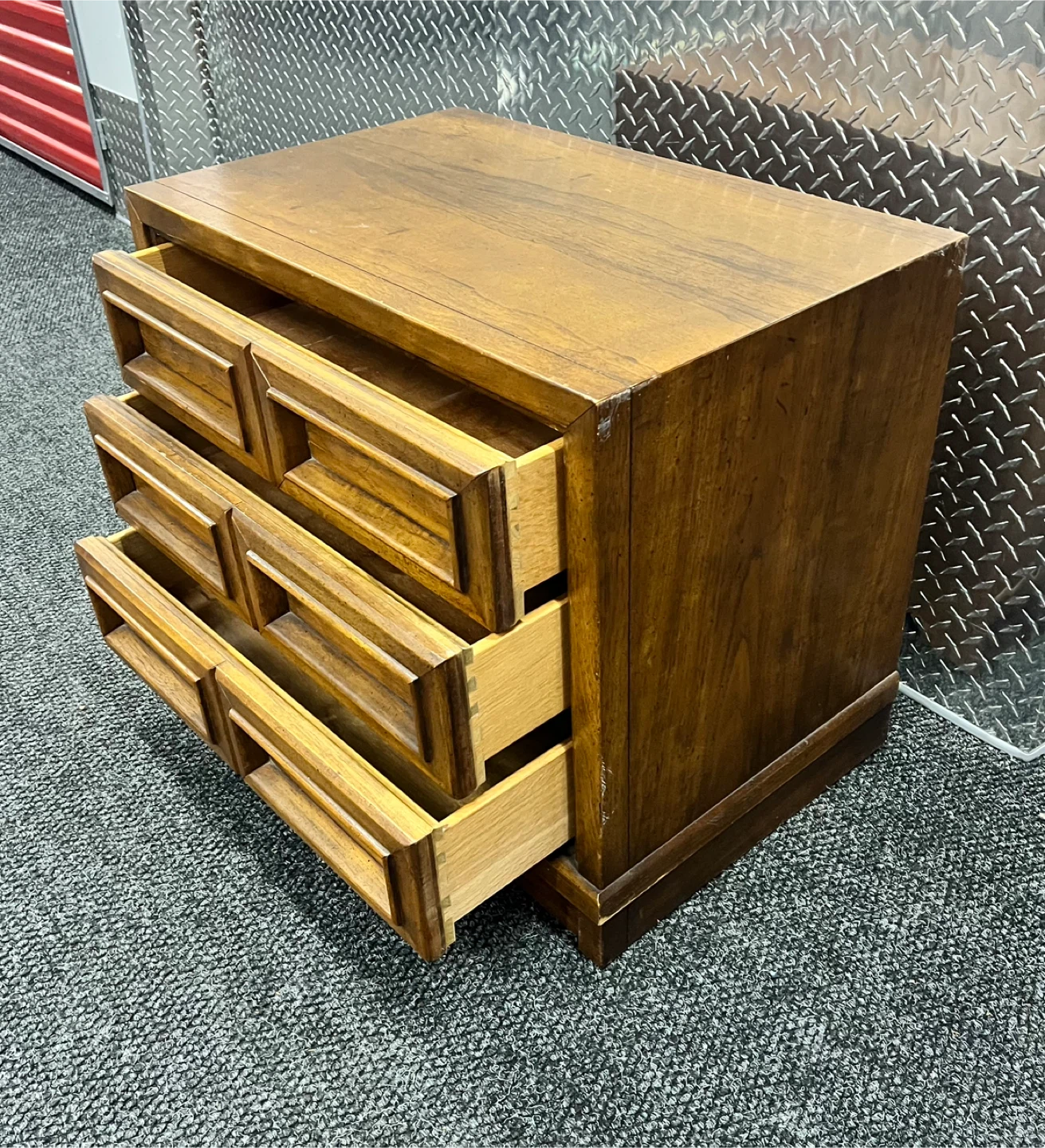 Drexel "Compatta" 6-Drawer Mid-Century Modern Nightstand - photo 5