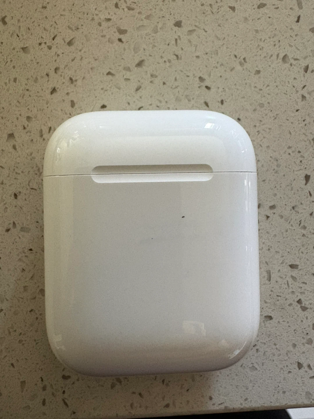 Apple AirPods (2nd generation) with Charging Case and Cable - photo 5