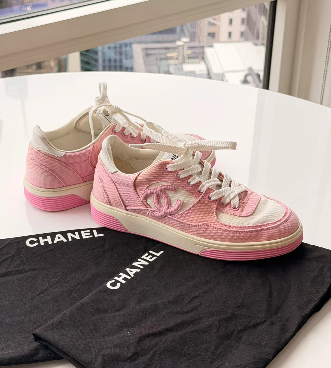 Chanel Sneakers – Authentic