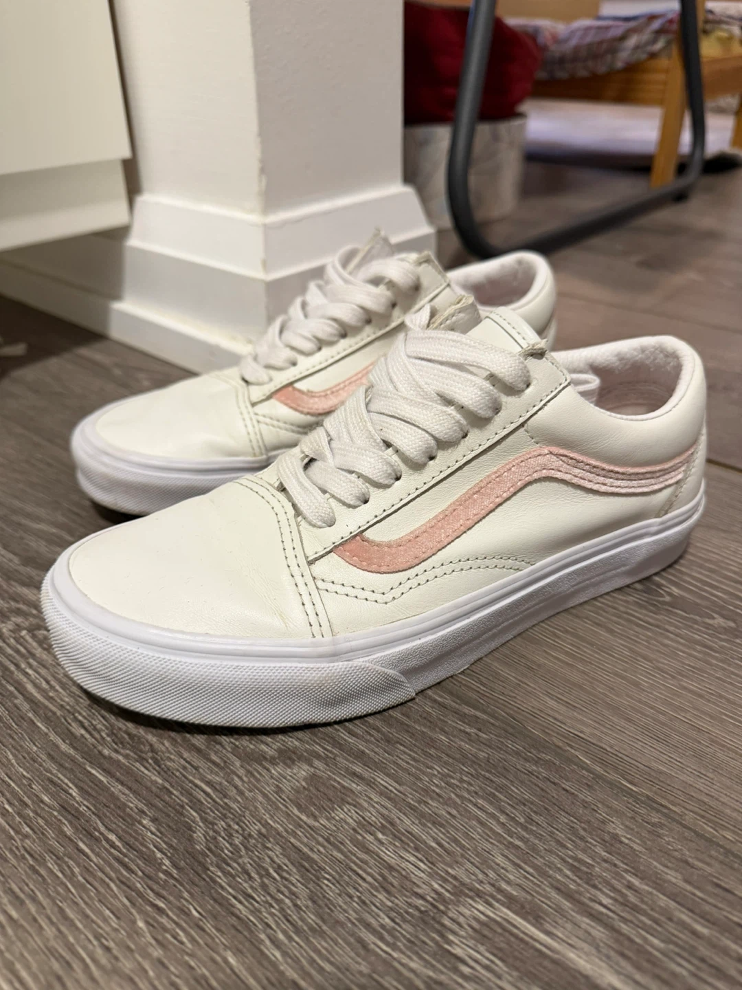 Vans Old Skool White Pink Shoes Size 7 Women's