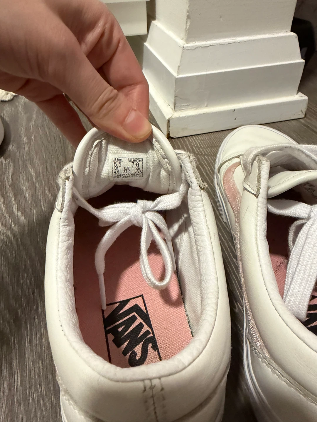 Vans Old Skool White Pink Shoes Size 7 Women's - photo 3