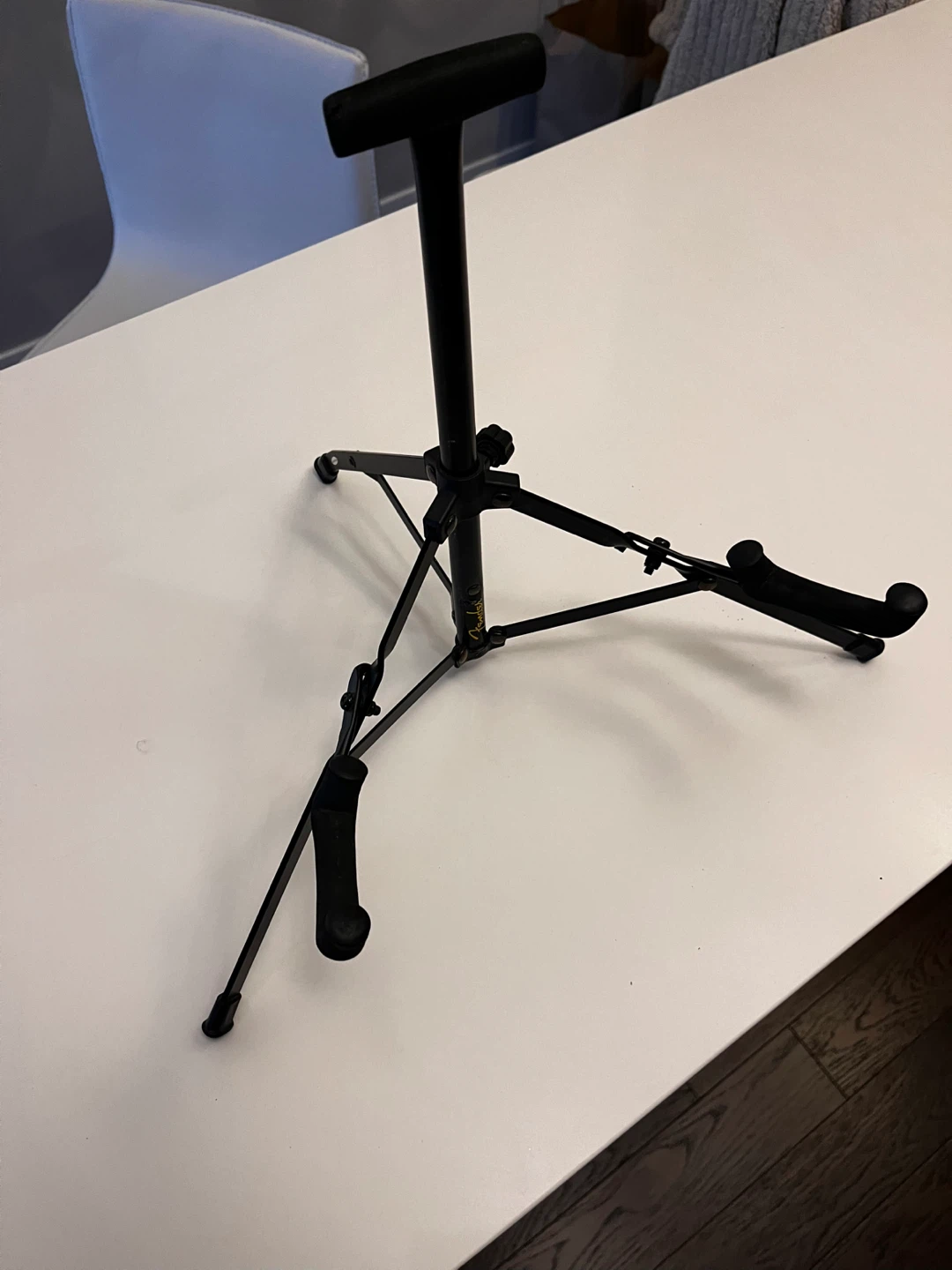 Fender mini Guitar Stand