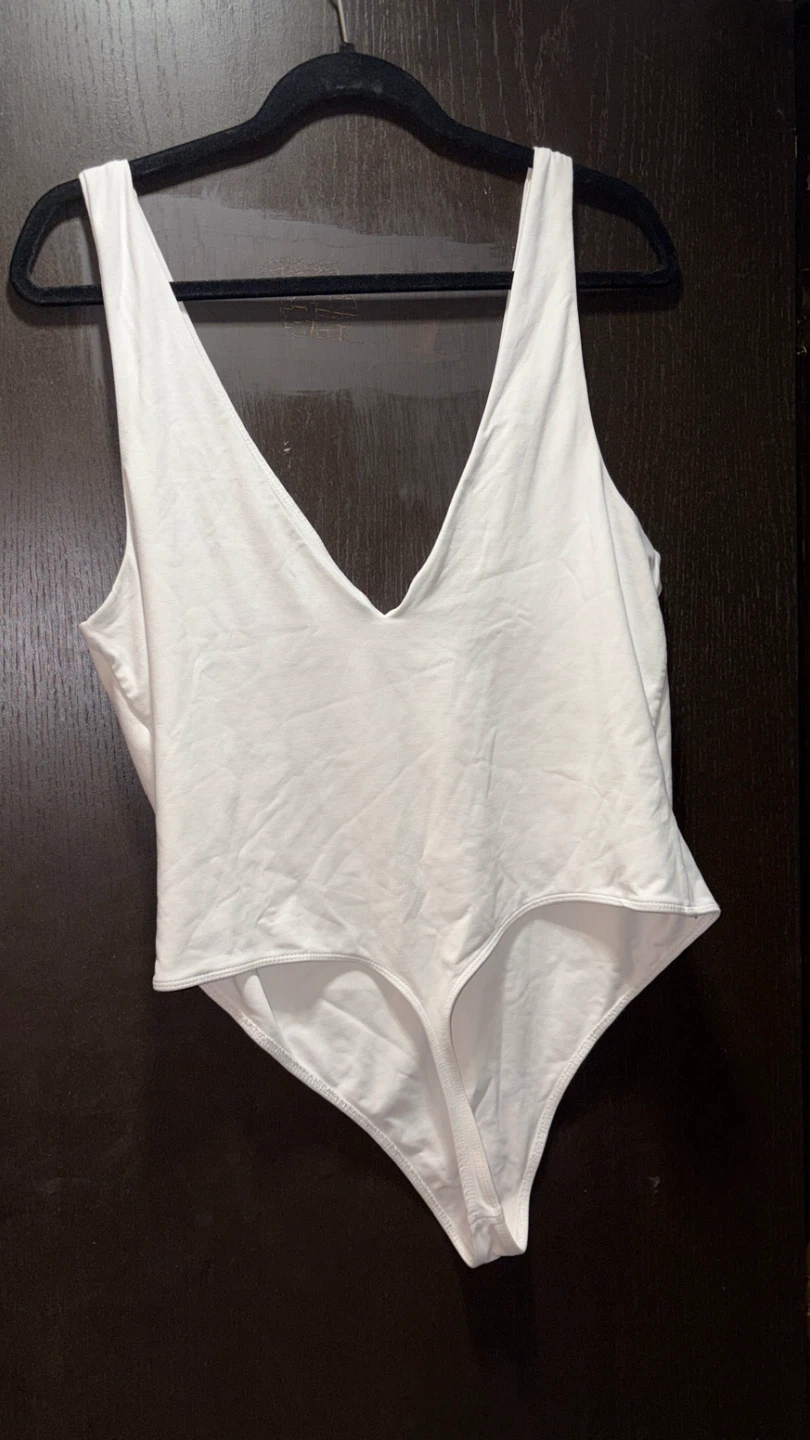 BABATON White V-Neck Bodysuit
