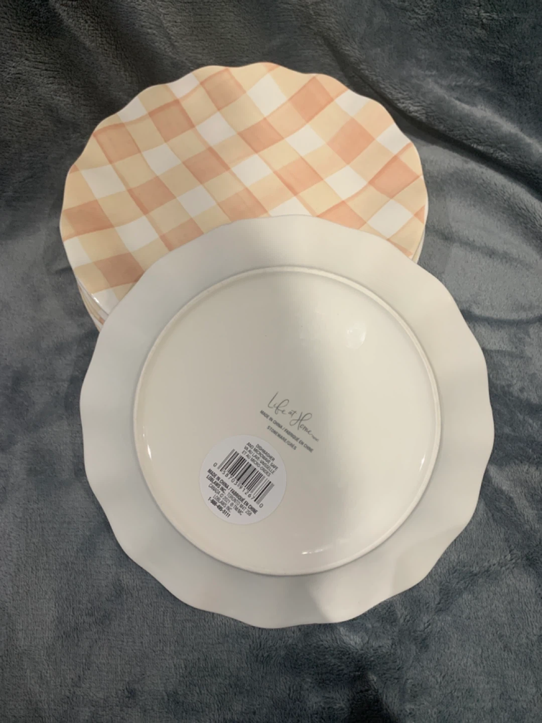 Set of 6 -8 inches Life  at Home" Gingham Salad Plates - photo 2