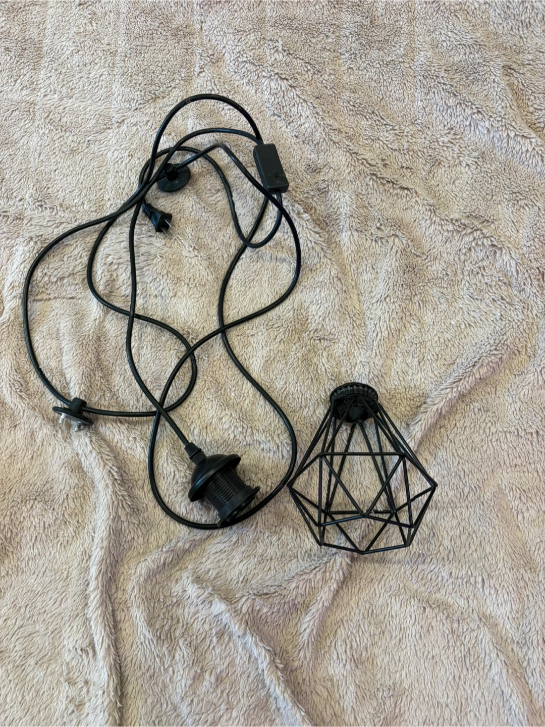 Black Metal Geometric Lamp Shade Pendant Light Fixture