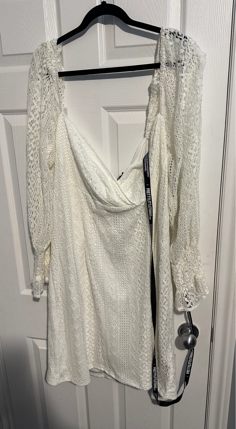 PrettyLittleThing Plus White Lace Dress