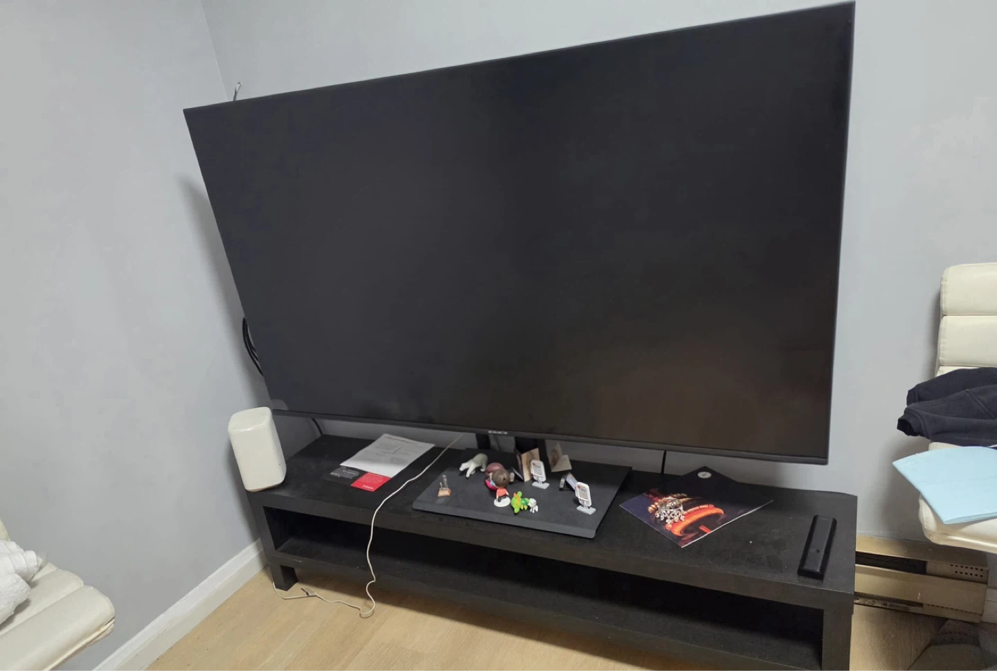 65” Hisense Smart TV + TV Stand INCLUDED MUST GO