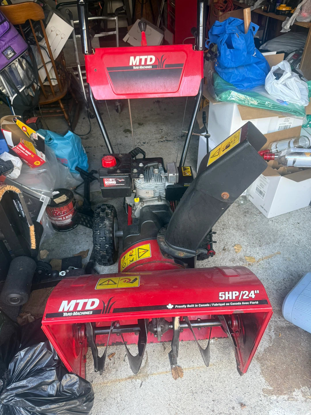 MTD Yard Machines Snow Blower 5HP/24"