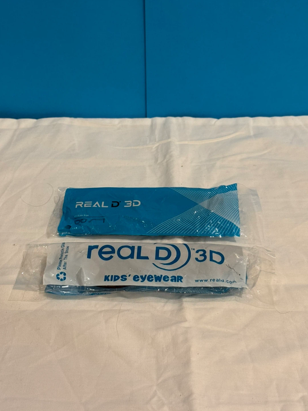 RealD 3D glasses for kids/teens - photo 2