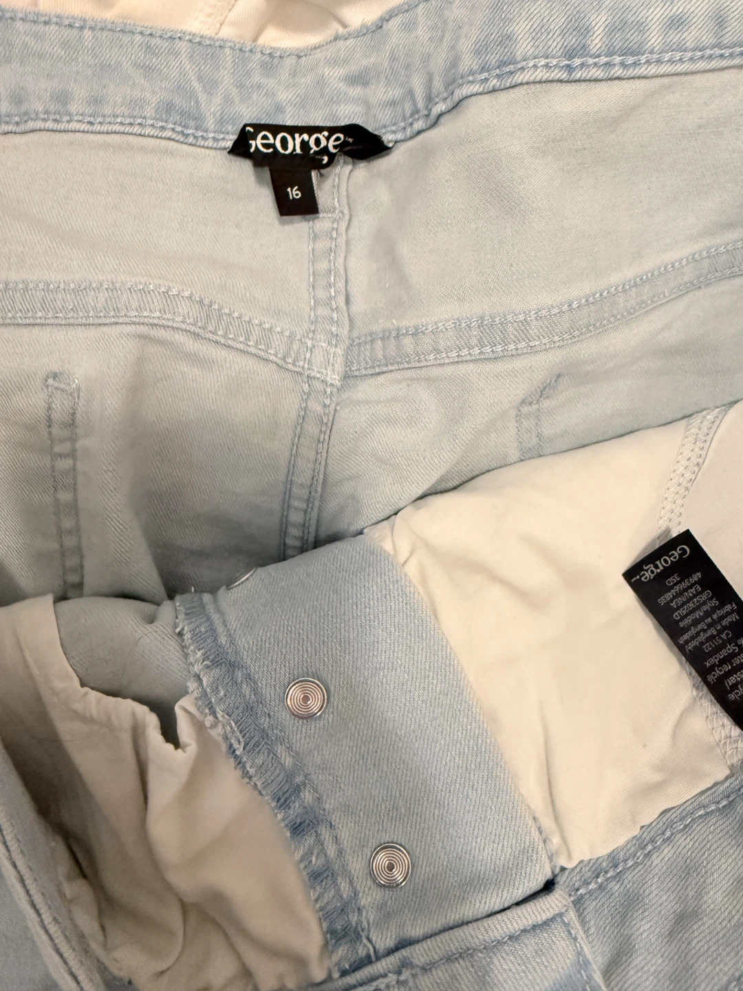 George Women's Light Wash Denim Shorts Size 16 - photo 2