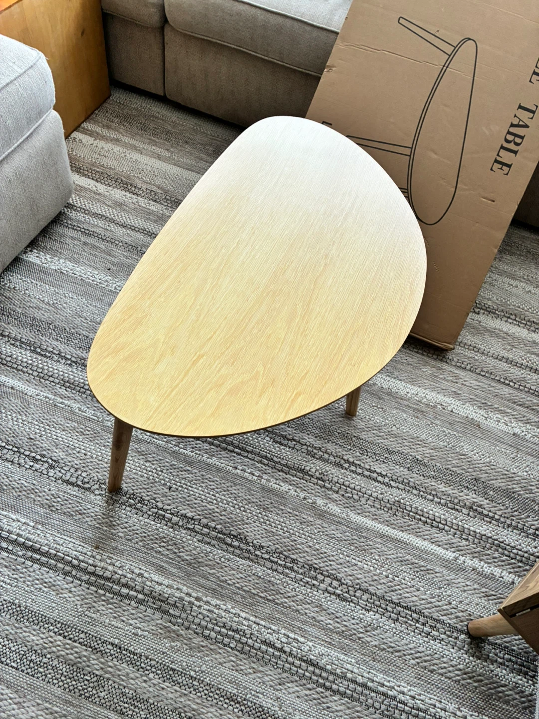 Coffee Table with Wooden Legs - photo 2