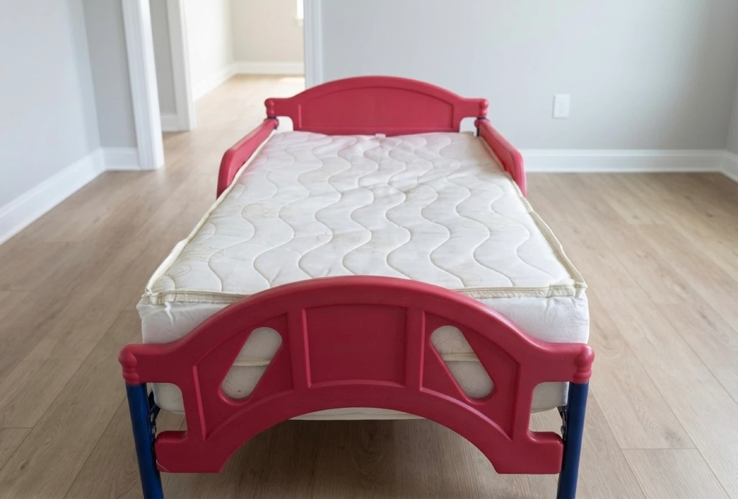 Toddler Bed with Mattress