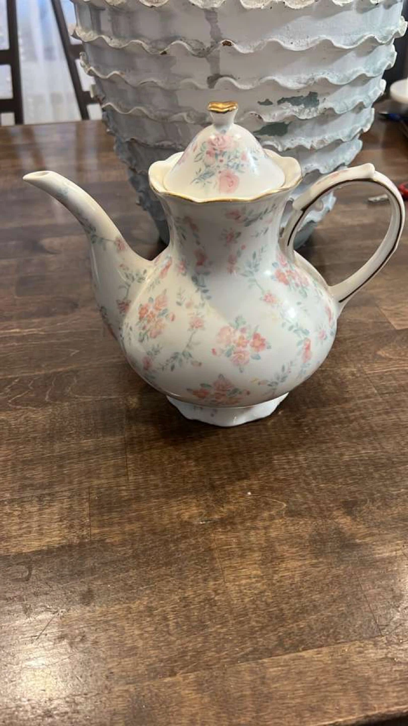 Floral Teacup and Saucer Set with Creamer and Teapot - photo 2