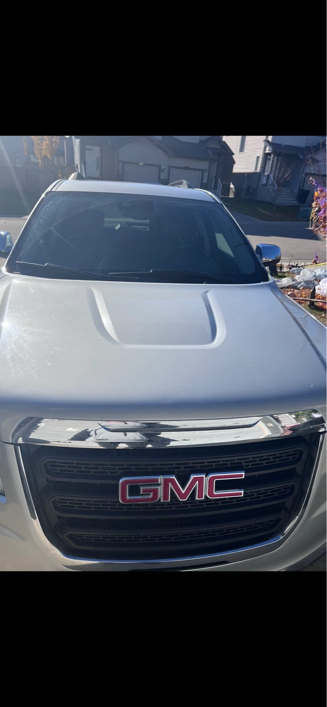GMC Terrain - Silver SUV - photo 4