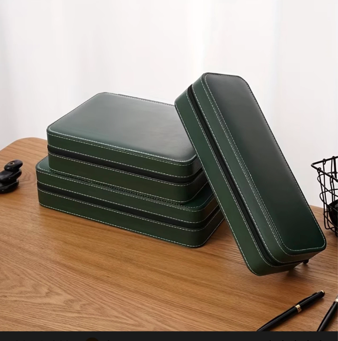 12-Slot Watch Display Case with Zipper - photo 2