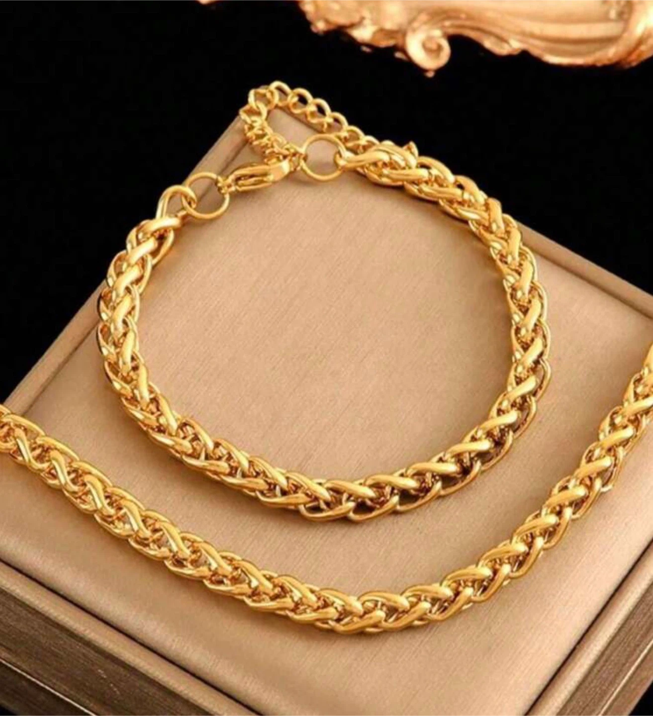 Gold Tone Chunky Chain Necklace and Bracelet Set - photo 2