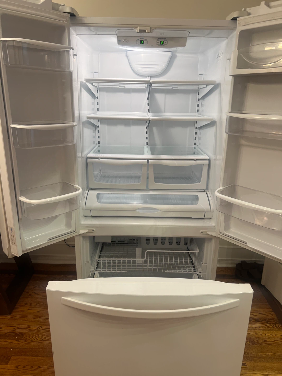 Kenmore White French Door Refrigerator - photo 5