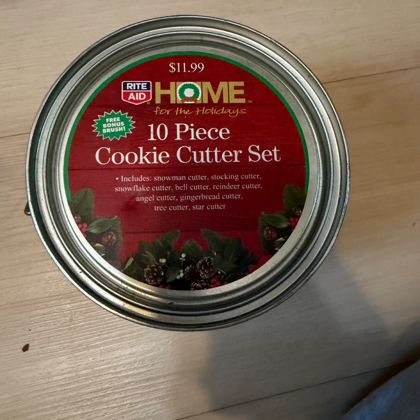 Rite Aid Home 10 Piece Holiday Cookie Cutter Set - photo 3