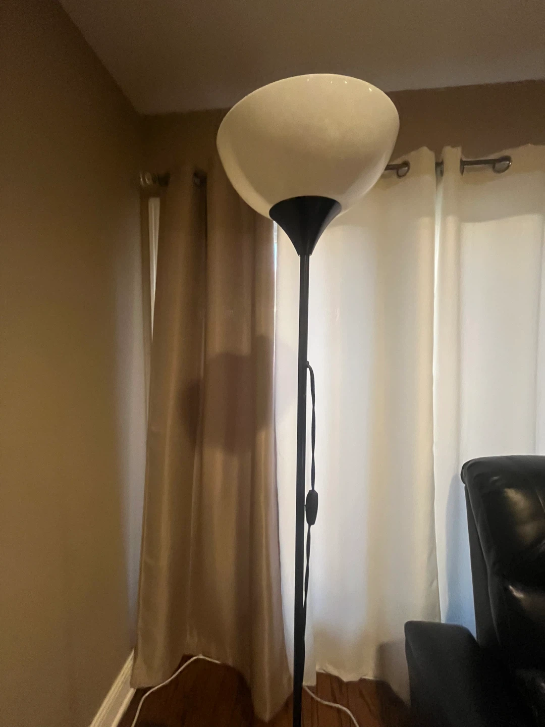 Black Floor Lamp with White Shade - photo 3