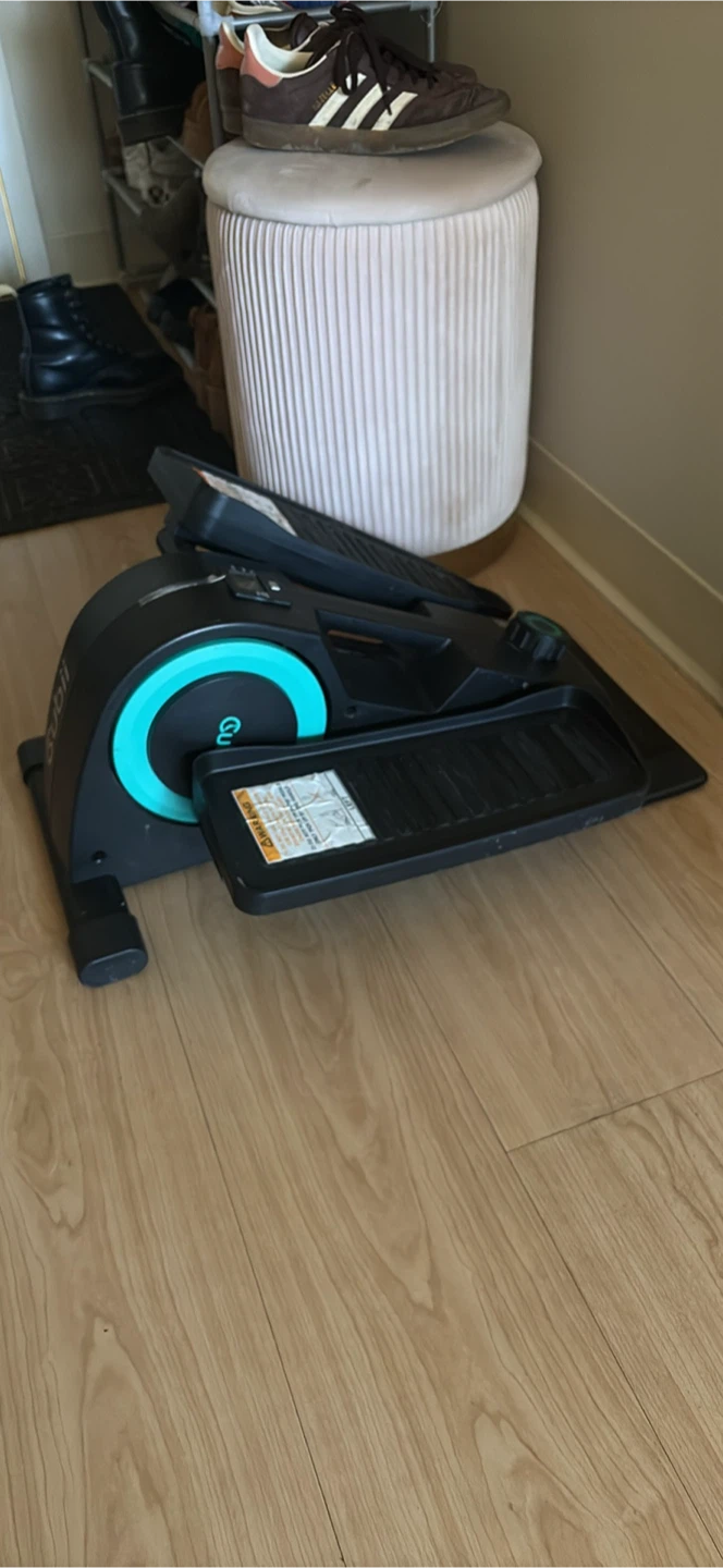 NEW Cubii Jr. Under-Desk Elliptical - photo 2