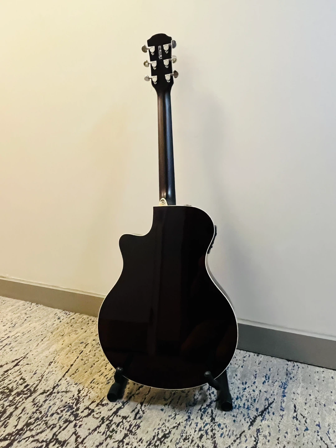 Yamaha APX600 Guitar + Case + Stand (Starter Set) - photo 2