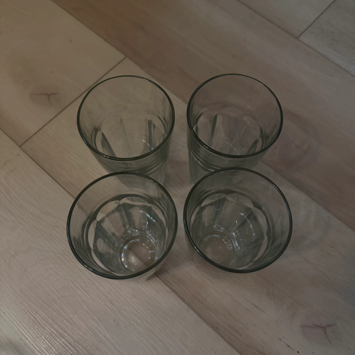 Set of 4 Clear Glass Tumblers - photo 2