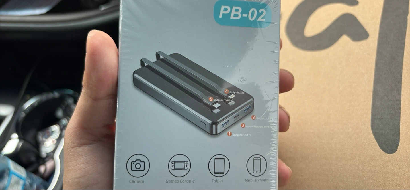 Fast Charging Power Bank - photo 2
