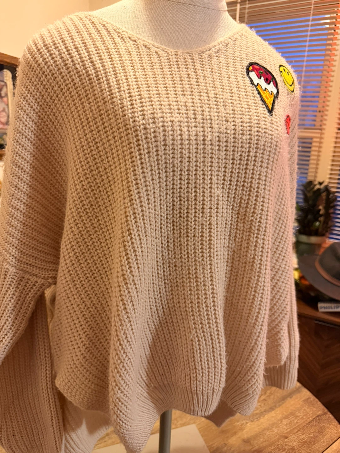 Dreamers Cream Knit Sweater with Patches Size M - photo 2