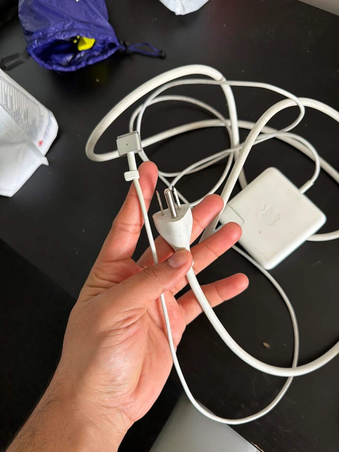 Apple 85W MagSafe 2 Power Adapter A1424 - photo 4