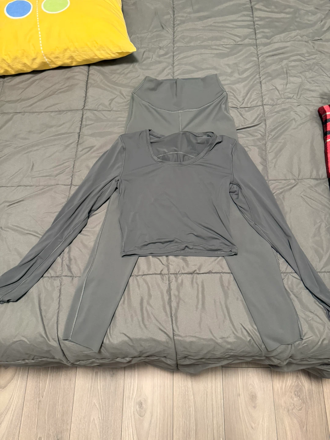 Lululemon Long Sleeve Top and Leggings Set - Grey - photo 2