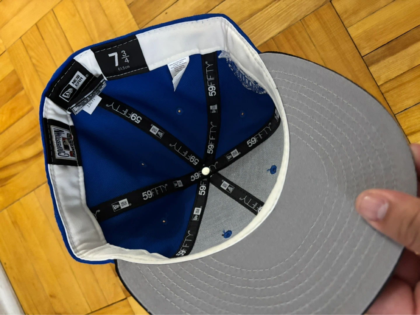 New Era 59FIFTY Fitted Hat Royal Blue Black - Size 7 3/4 - photo 5