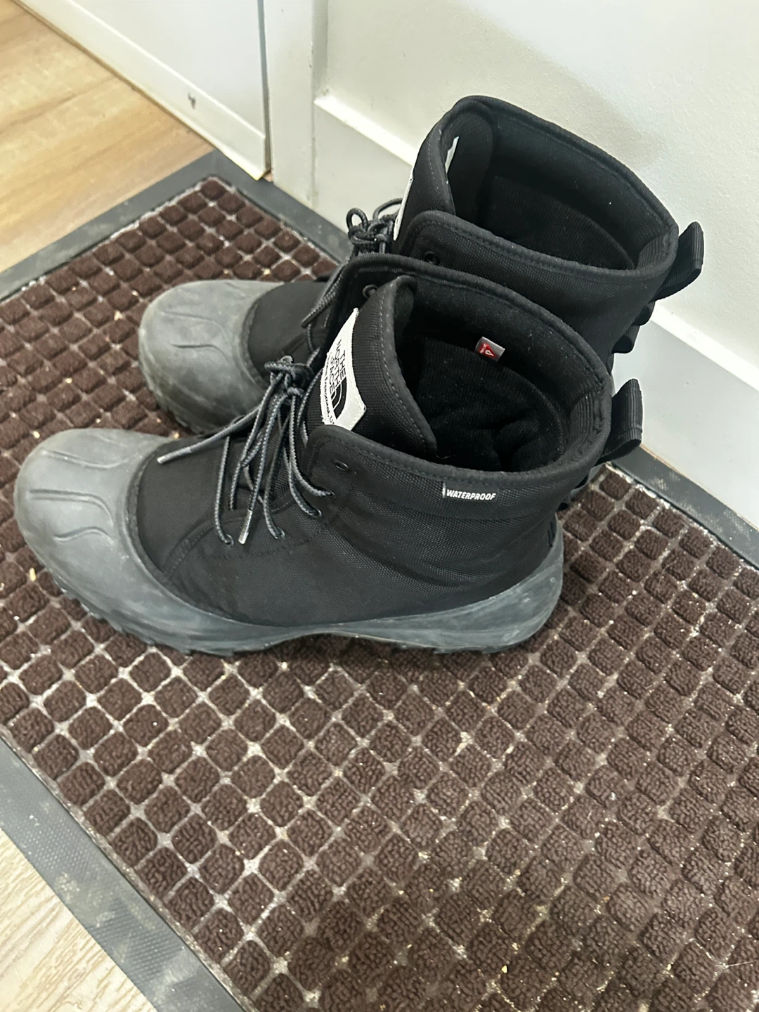 The North Face Waterproof Boots Size 11 - photo 2