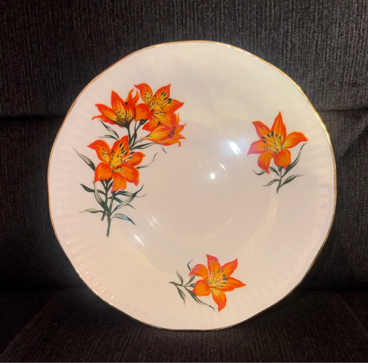 Royal Windsor Bone China Tea Cup and Saucer Set - photo 3