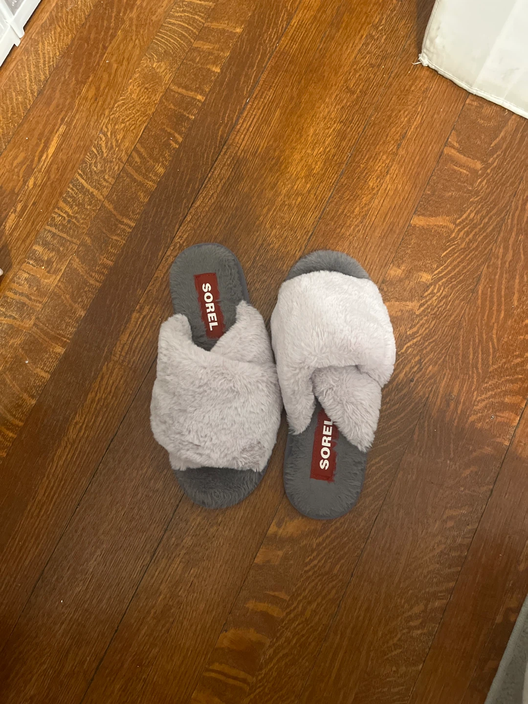 Sorel Fuzzy Slippers - Grey