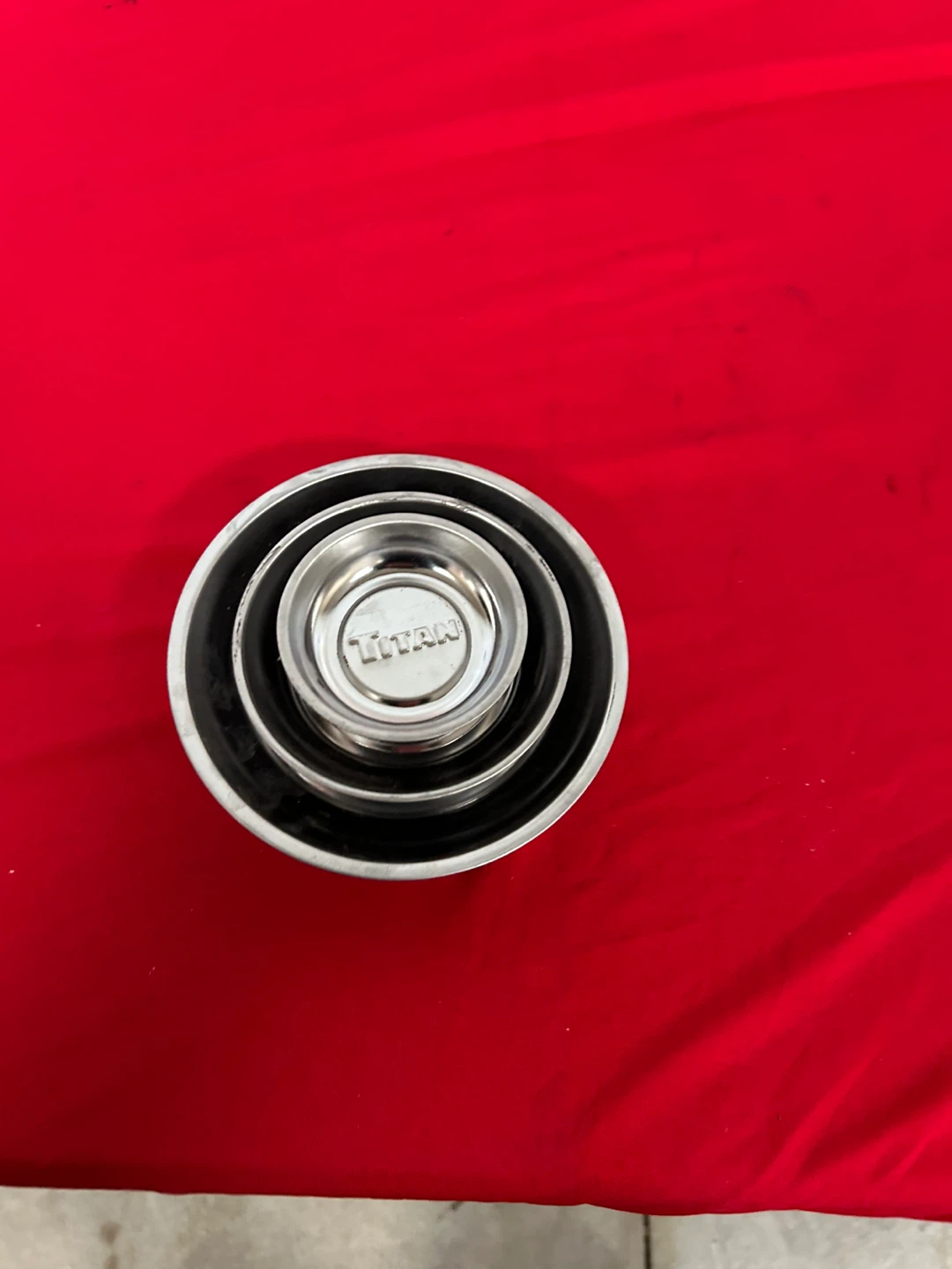 Titan magnetic parts tray