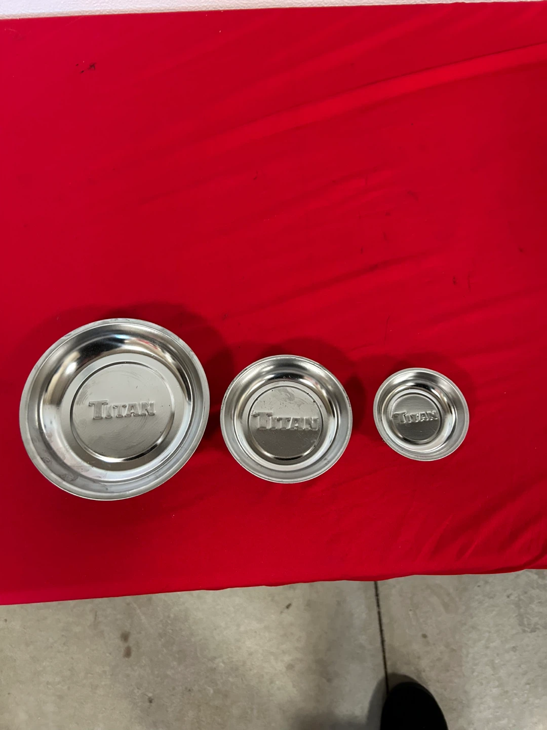 Titan magnetic parts tray - photo 3