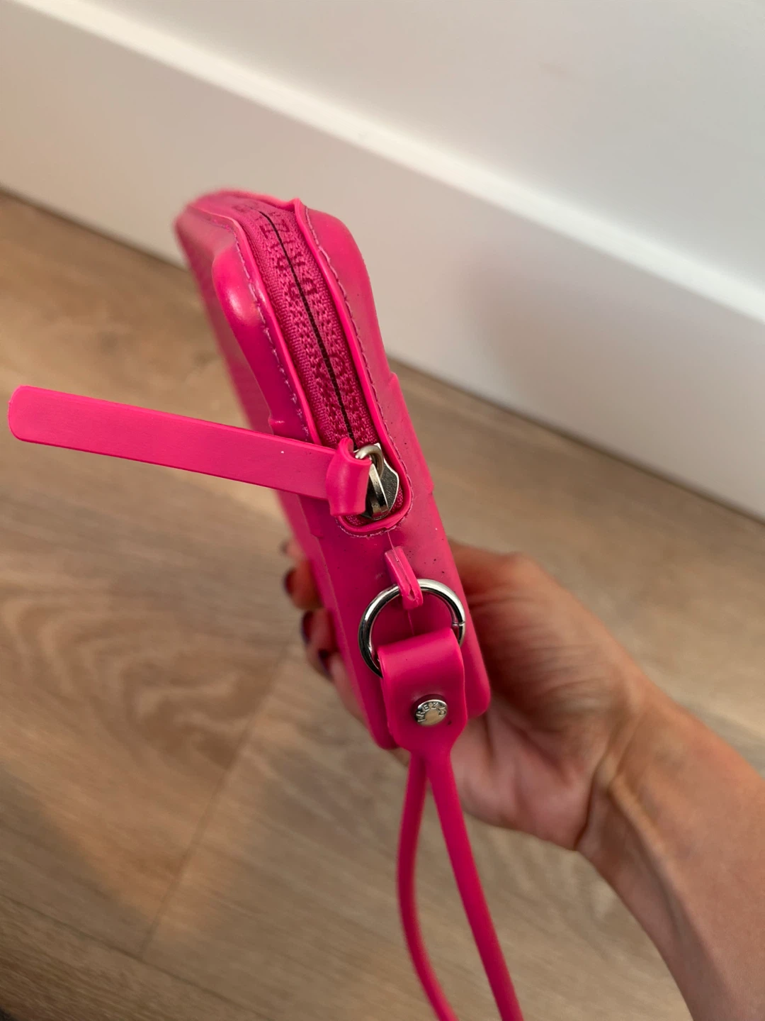 Brizza Arezzo Pink Rubber Wristlet Pouch - photo 3
