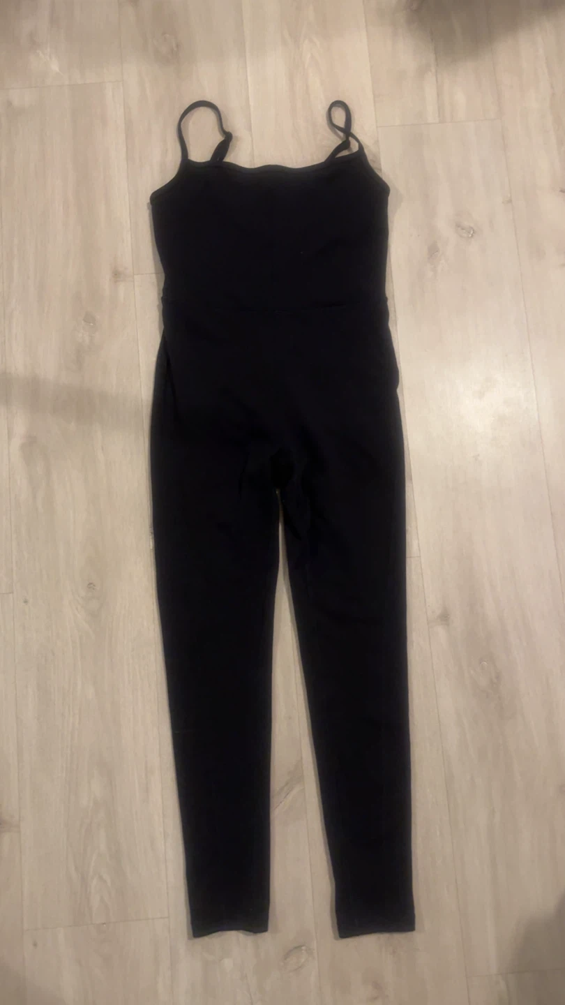 Aritiza Jumpsuit - Size M - Like New - photo 2