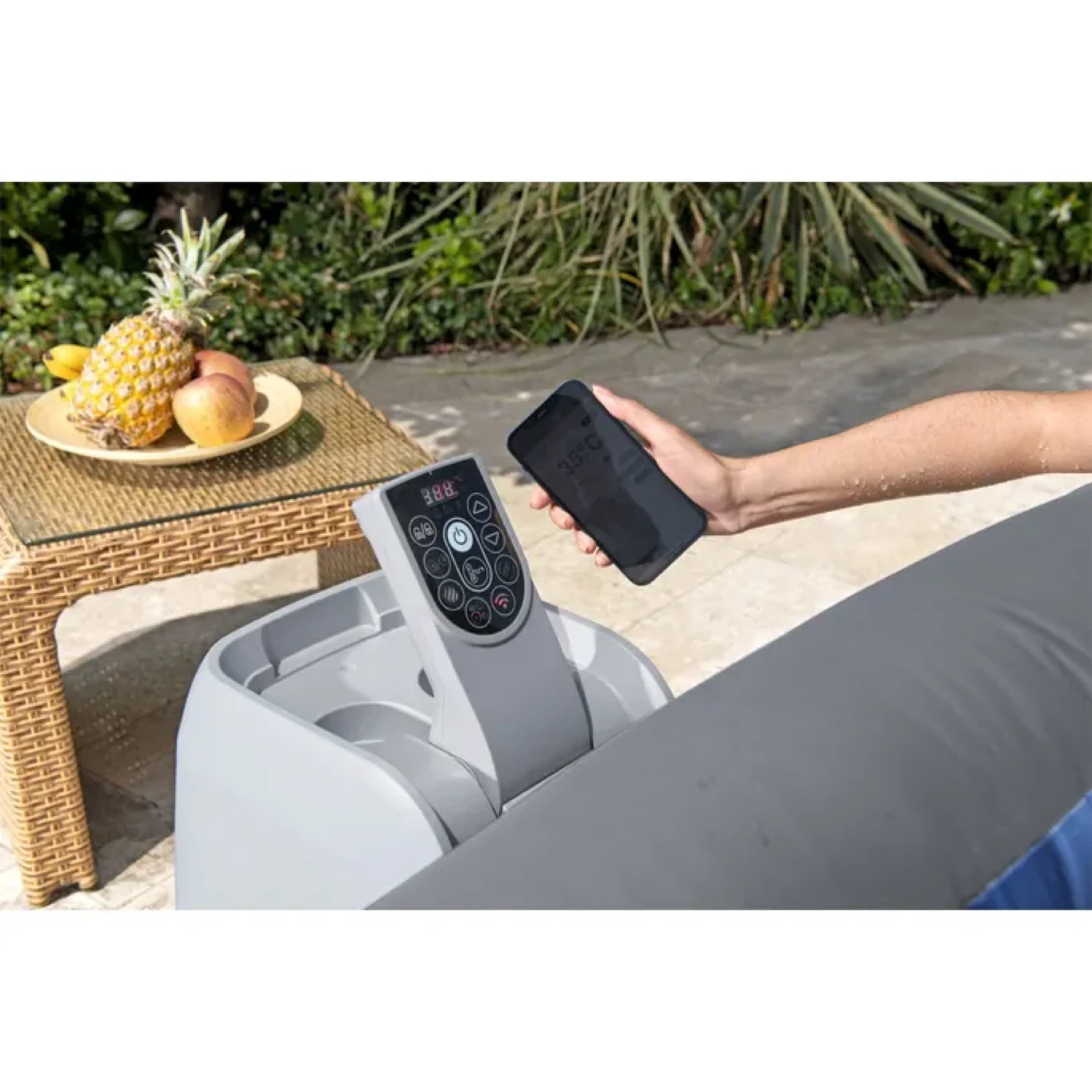 Saluspa Coronado 6-Person Smart Hot Tub – Like New! 🔥 - photo 3