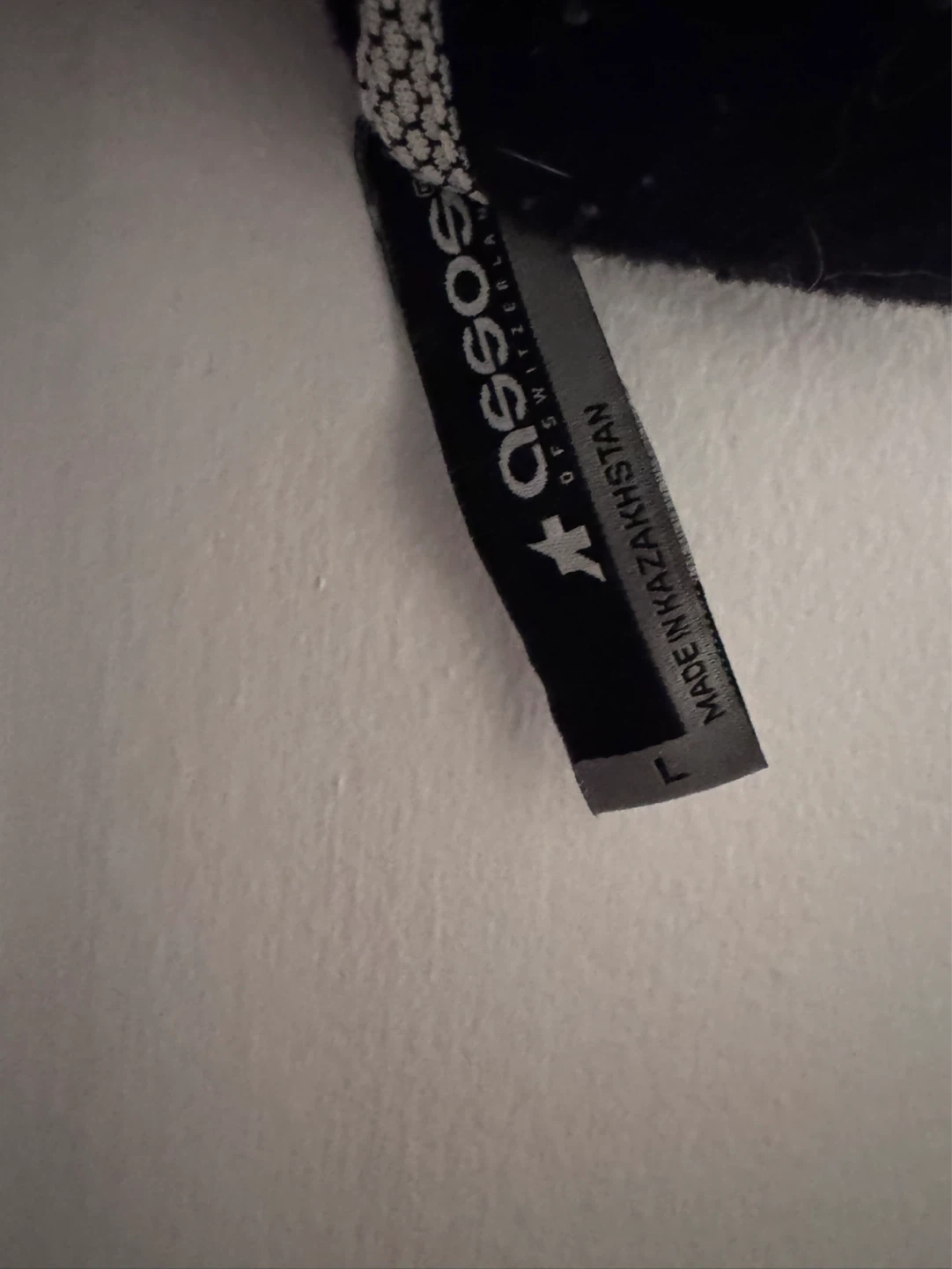 ASSOS Black Cycling Jacket - Size L - photo 5