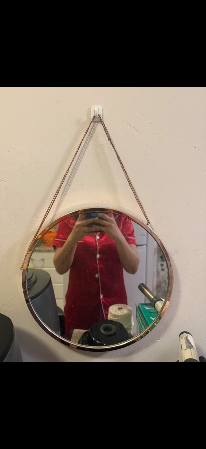 Round Wall Mirror with Rose Gold Chain